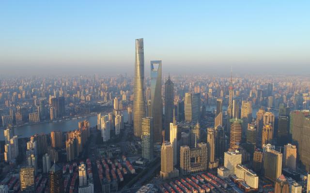 上海第一高楼的建造过程（10年耗费140亿才完工）(2)