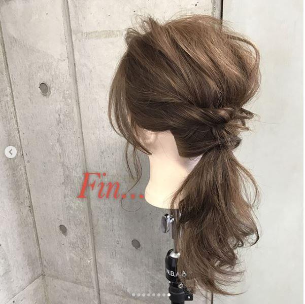 10种简单清爽的发型女教程 10种简单清爽的发型女教程