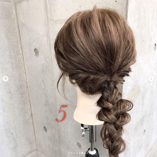 10种简单清爽的发型女教程 10种简单清爽的发型女教程