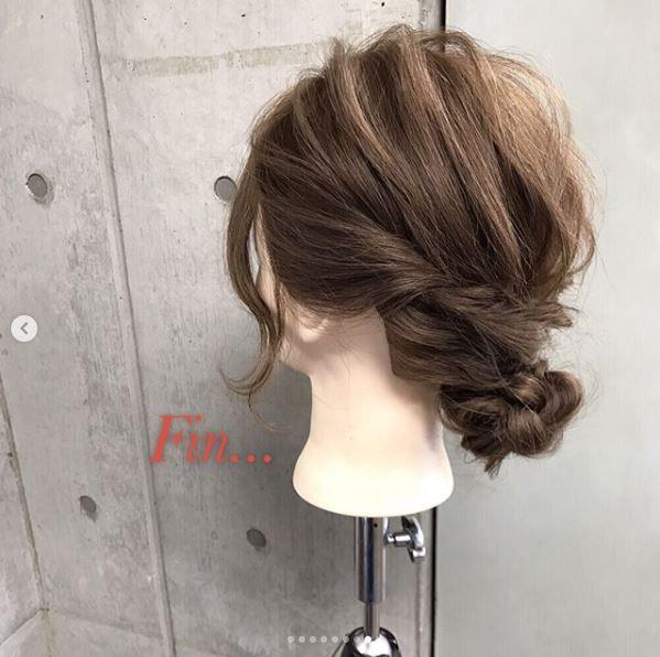 10种简单清爽的发型女教程 10种简单清爽的发型女教程