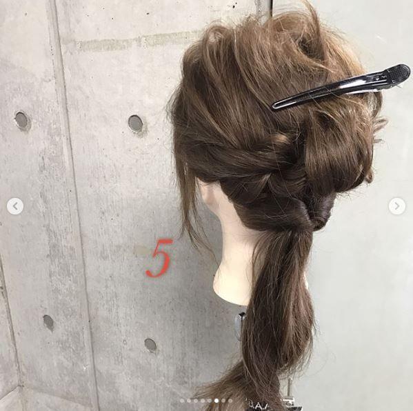 10种简单清爽的发型女教程 10种简单清爽的发型女教程