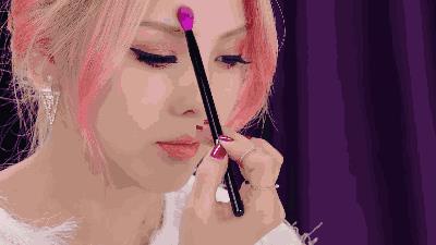 新手用粉底液好还是bb霜好（bb霜和粉底液哪个更好）