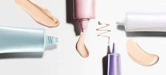 新手用粉底液好还是bb霜好（bb霜和粉底液哪个更好）