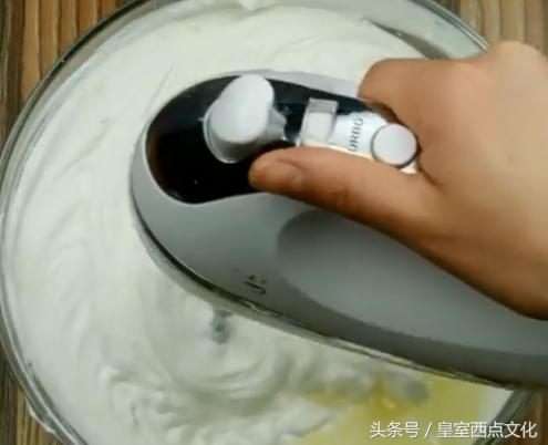 制作蛋糕的教程入门（学做蛋糕完整教程）(21)