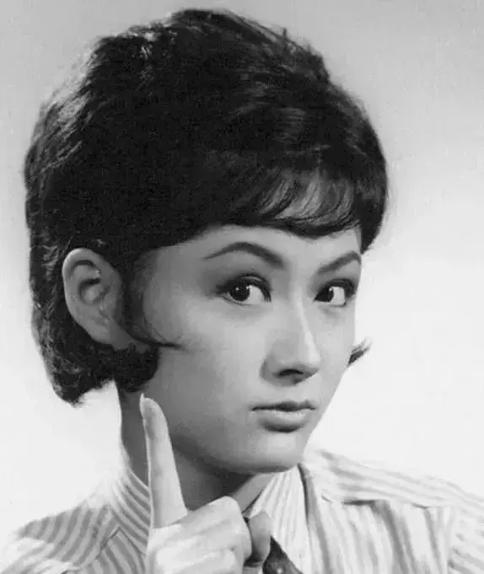 一代皇后潘迎紫大玉儿（只有一段婚姻却受情伤痛苦到自杀）(2)