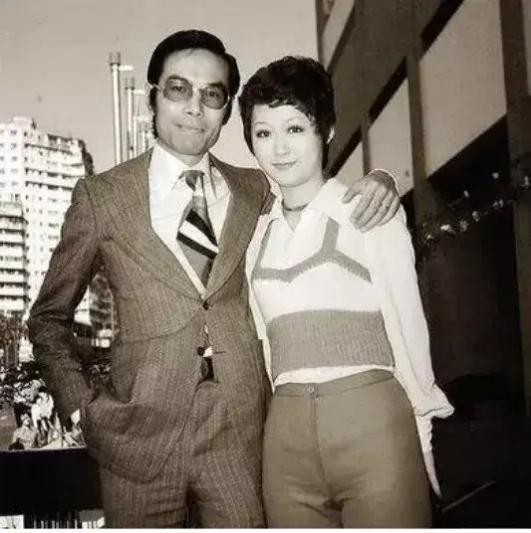 一代皇后潘迎紫大玉儿（只有一段婚姻却受情伤痛苦到自杀）(8)