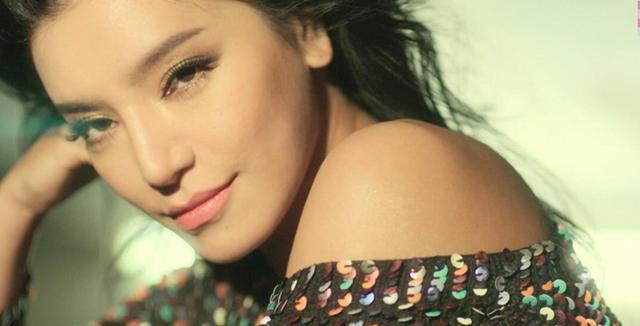 江映蓉整容前后照片对比 昔日天然美女整成蛇精脸