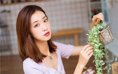 女人的废物测试就是测试男人能不能保护她