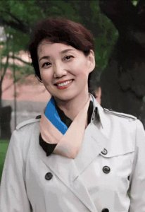 ​李修平：3次高考落榜意外成央视主持人，42岁二婚遇到真爱