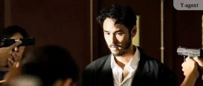 ​他一出场，尺度全开