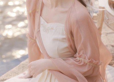 ​青少年狂躁症发作的3个症状（狂躁症的典型症状有哪些）