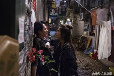 ​《一代妖精》更名《二代妖精》冯绍峰被刘亦菲扑倒“捂脸求饶”