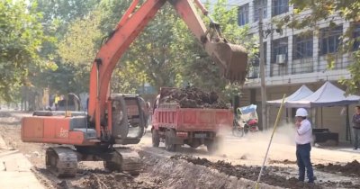 ​湖北荆州施工挖到两座古墓 初判为明代夫妻合葬墓