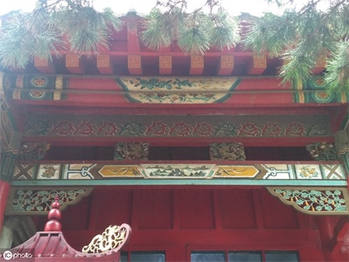 它取名为般若寺，般若寺最初建在南关区西四马路